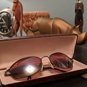 Maui Jim Sunglasses MJ-302-02 w/case